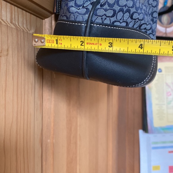 Coach Navy fabric and leather hand bag - Picture 14 of 16